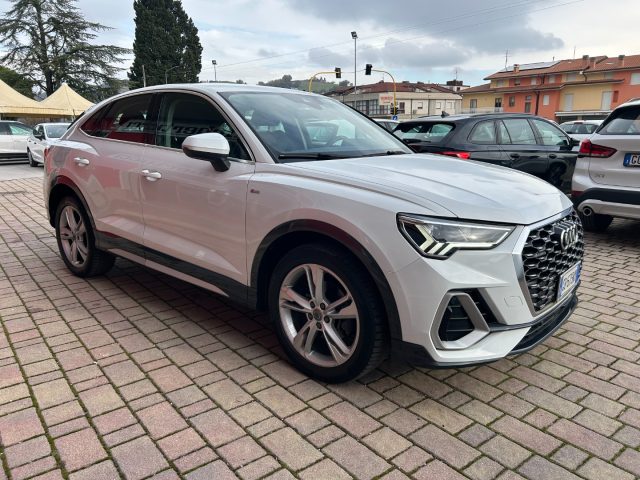 AUDI Q3 SPB 35 TDI quattro S line edition Immagine 1