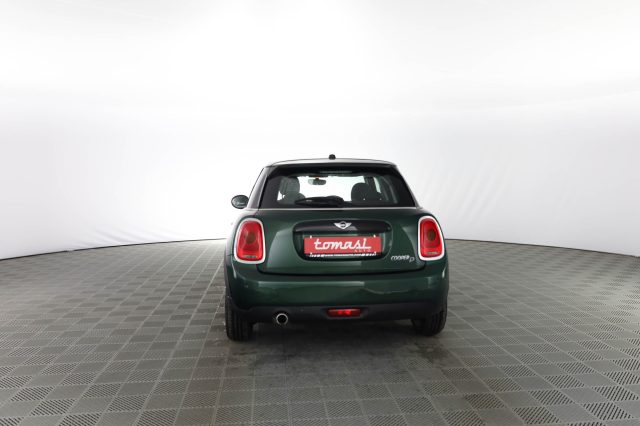 MINI Cooper D Mini 1.5 Cooper D 5 porte Immagine 4