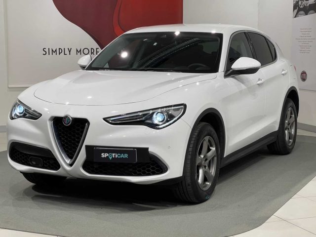 ALFA ROMEO Stelvio 2.0 Turbo 200 CV AT8 Q4 Executive Immagine 0