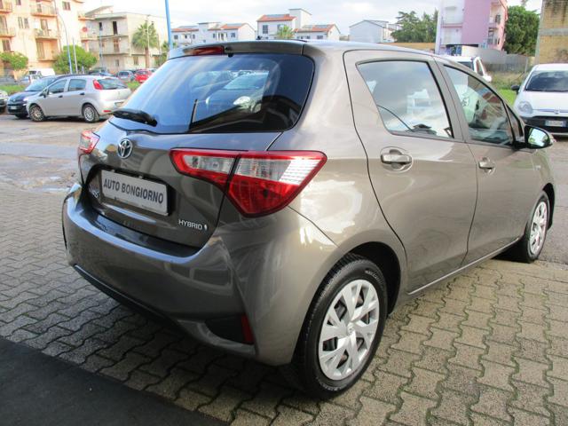 TOYOTA Yaris 1.5 Hybrid 5 porte Business Immagine 4