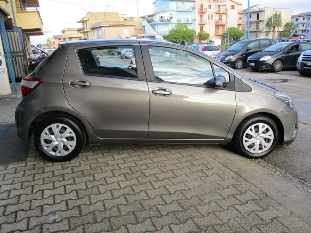 TOYOTA Yaris 1.5 Hybrid 5 porte Business Immagine 2