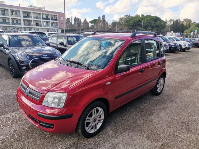 FIAT Panda 1.2 Dualogic Emotion Immagine 0