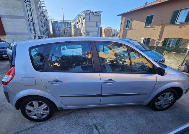 RENAULT Scenic 1.6 16V Luxe Immagine 2