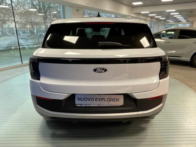 FORD Explorer PREMIUM 77kWh Extended Range RWD 286CV - ELETTRICO Immagine 4