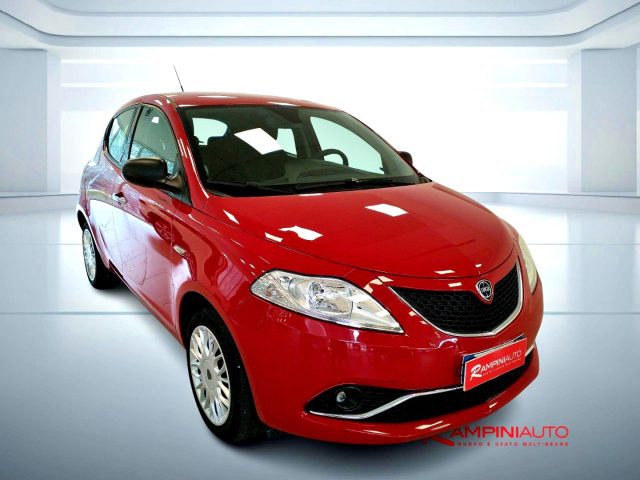 LANCIA Ypsilon 1.2 B. 69 Cv Km 51.000 Ok Neopatentati Pronta Cons Immagine 3