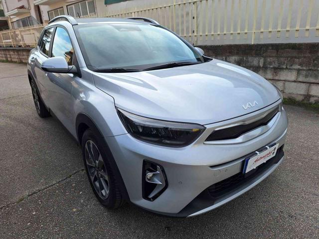 KIA Stonic 1.0 T-GDi 120 CV MHEV DCT Style Immagine 2