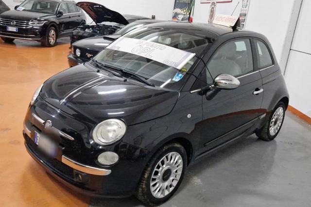 FIAT 500 1.2 EasyPower Lounge ok neopatentati Immagine 1