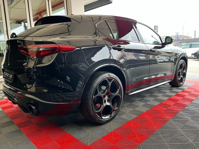 ALFA ROMEO Stelvio 2.0 Turbo 280 CV AT8 Q4 Veloce Immagine 3