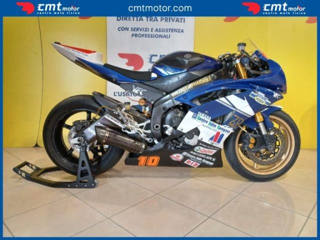 YAMAHA YZF R6 Finanziabile - Blu - 450 Immagine 0