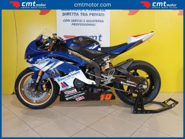 YAMAHA YZF R6 Finanziabile - Blu - 450 Immagine 2