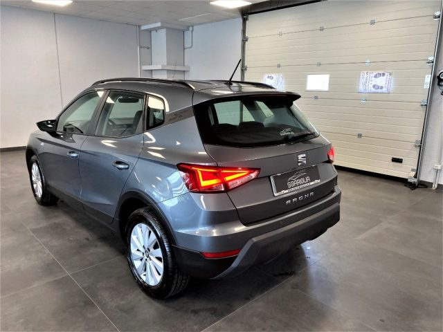 SEAT Arona 1.6 TDI Style + Navigatore Immagine 4