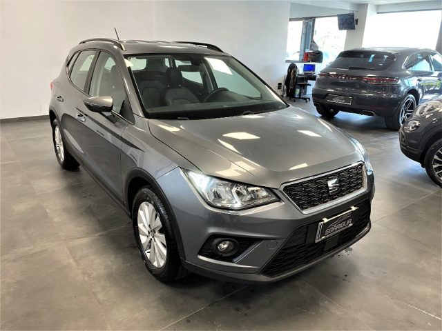 SEAT Arona 1.6 TDI Style + Navigatore Immagine 0