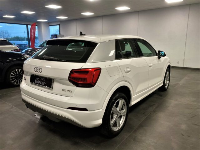 AUDI Q2 30 TDI Admired + Fari Full Led + Navigatore Immagine 3