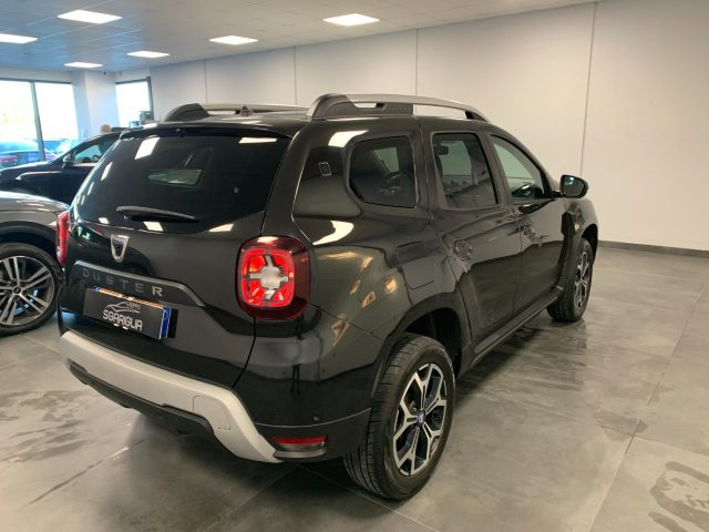 DACIA Duster 1.5 Diesel 15th Anniversary 4X2 Immagine 3