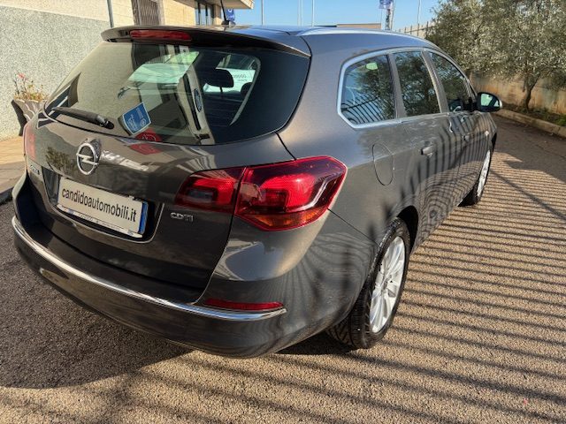 OPEL Astra 1.7 CDTI 130CV Sports Tourer Cosmo Immagine 4