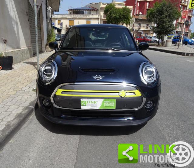 MINI Cooper SE S Immagine 1