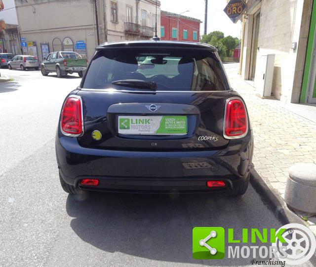 MINI Cooper SE S Immagine 2