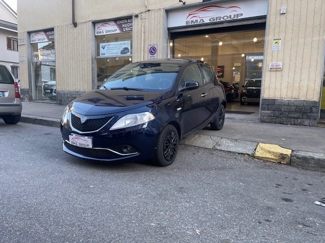 LANCIA Ypsilon 1.2 69 CV 5 porte Platinum Immagine 1