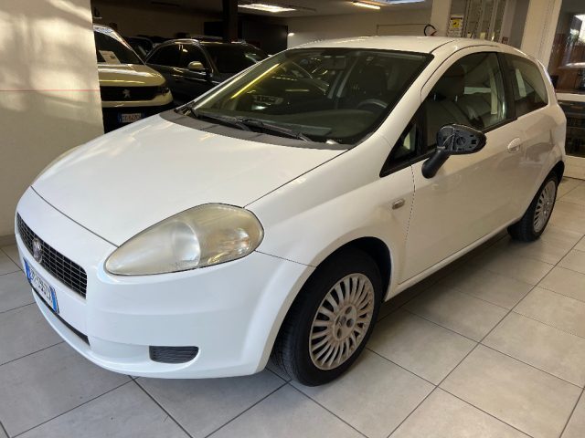 FIAT Grande Punto 1.2 3 porte Active PER NEOPATENTATI Immagine 0