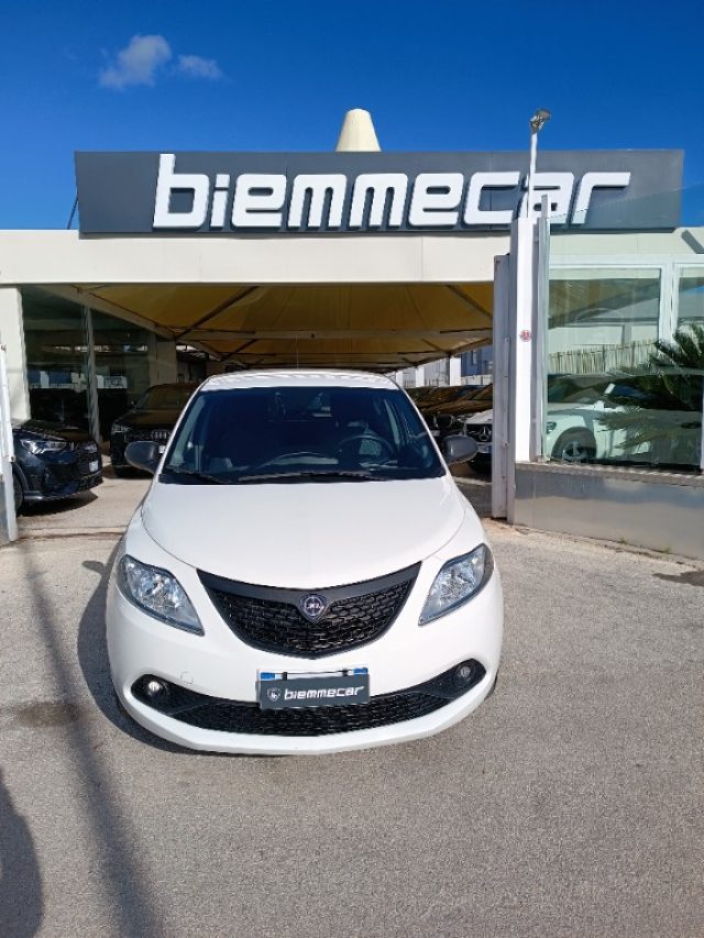 LANCIA Ypsilon 1.2 69 CV 5 porte Gold Immagine 2