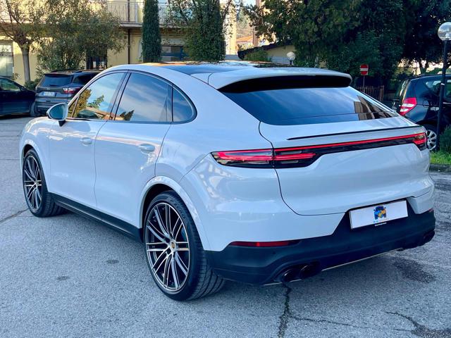 PORSCHE Cayenne Coupé 3.0 V6 Immagine 4