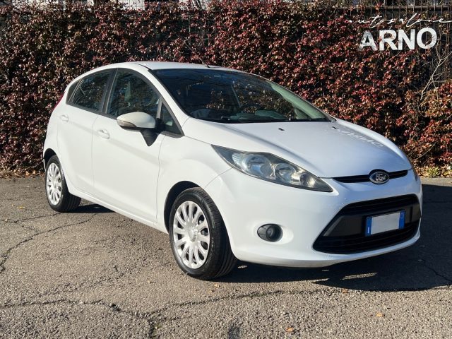 FORD Fiesta 1.4 5 porte Bz.- GPL Titanium Immagine 0