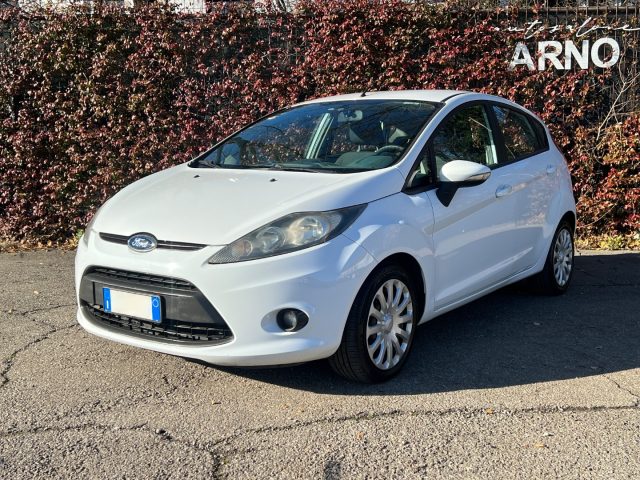 FORD Fiesta 1.4 5 porte Bz.- GPL Titanium Immagine 2