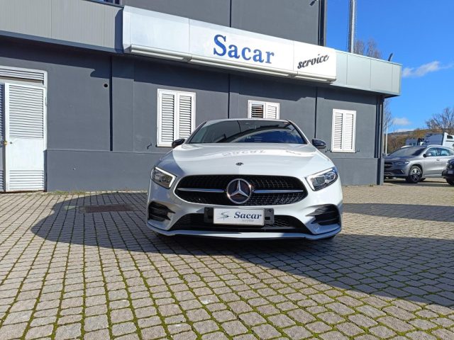 MERCEDES-BENZ A 180 d Automatic Premium Immagine 1