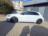 MERCEDES-BENZ A 180 d Automatic Premium