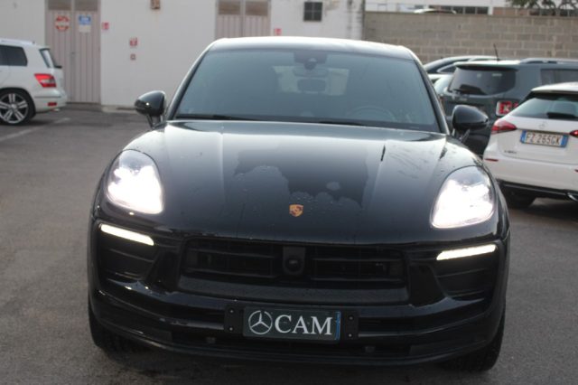 PORSCHE Macan 2.0 Immagine 1