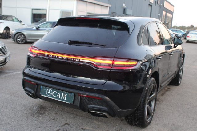 PORSCHE Macan 2.0 Immagine 4