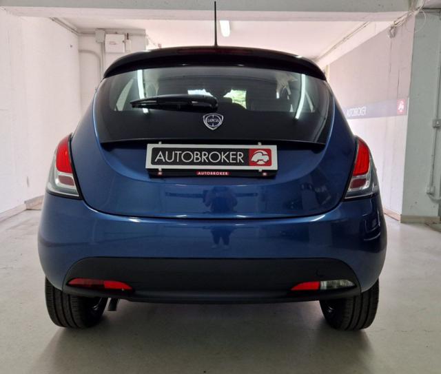 LANCIA Ypsilon 1.0 FireFly 5 porte S&S Hybrid Oro Immagine 3