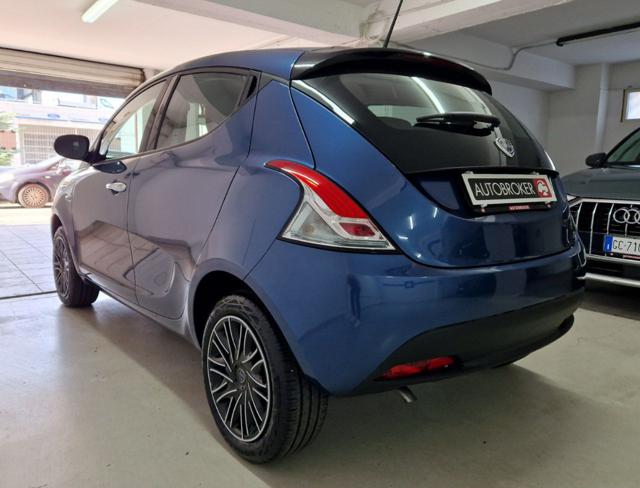 LANCIA Ypsilon 1.0 FireFly 5 porte S&S Hybrid Oro Immagine 4