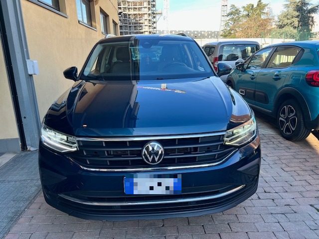 VOLKSWAGEN Tiguan 2.0 TDI 150 CV SCR DSG Life Immagine 1