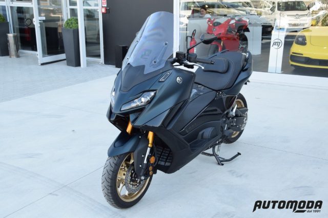 YAMAHA T-Max 560 Tech Max akrapovic Immagine 0