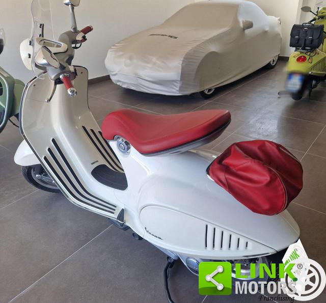 PIAGGIO Vespa 125 ET4 946 KM 0! MAI UTILIZZATA! Immagine 1