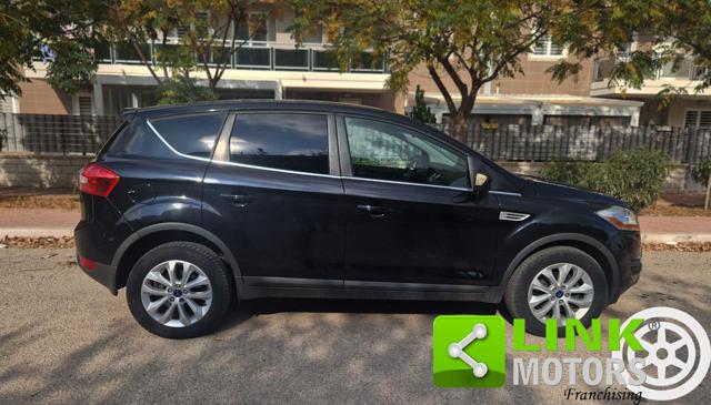 FORD Kuga 2.0 TDCi 163 CV 4WD Powersh.Titanium DPF Immagine 4