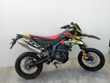 APRILIA SX 125 .