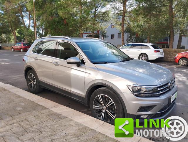 VOLKSWAGEN Tiguan 2.0 TDI SCR DSG Business BlueMotion Technology Immagine 3