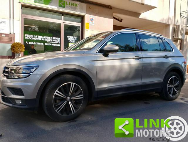 VOLKSWAGEN Tiguan 2.0 TDI SCR DSG Business BlueMotion Technology Immagine 0