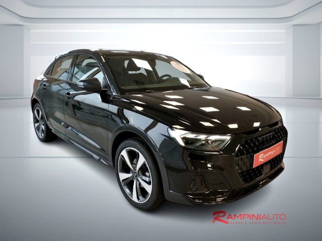 AUDI A1 allstreet 30 TFSI S tronic Identity Contrast Immagine 4