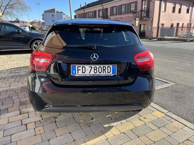 MERCEDES-BENZ A 160 d Automatic Business NEOPATENTATI Immagine 3