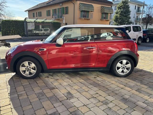 MINI Cooper D 1.5 Cooper D LED-BLUETOOTH Immagine 2