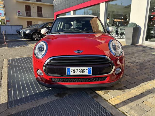 MINI Cooper D 1.5 Cooper D LED-BLUETOOTH Immagine 1