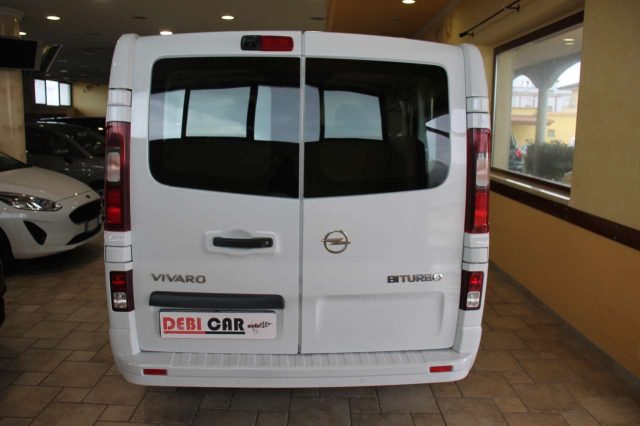 RENAULT Trafic 9 Posti  Vivaro Immagine 2