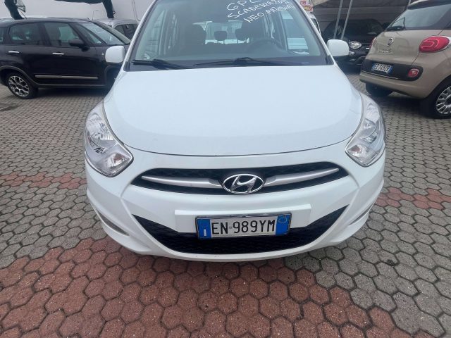 HYUNDAI i10 i10 1.1 Like bluedrive Gpl Immagine 1