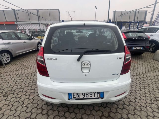 HYUNDAI i10 i10 1.1 Like bluedrive Gpl Immagine 4