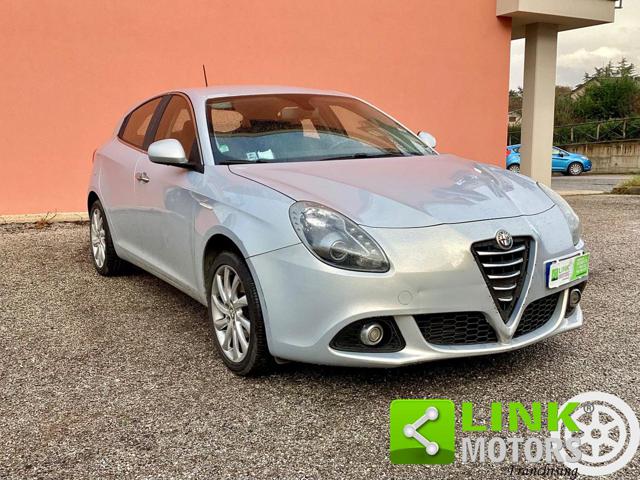 ALFA ROMEO Giulietta 2.0 JTDm-2 150 CV Exclusive, Finanziabile Immagine 2