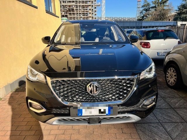 MG EHS Plug-in Hybrid Exclusive Immagine 1