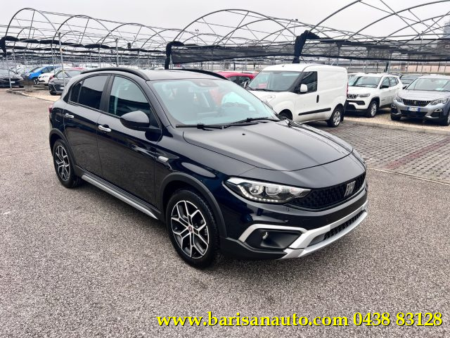 FIAT Tipo 1.0 5 porte Cross Immagine 1